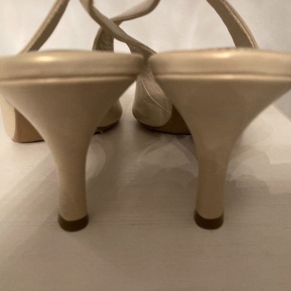 Champagne Pearl Leather Heels - Picture 7 of 7